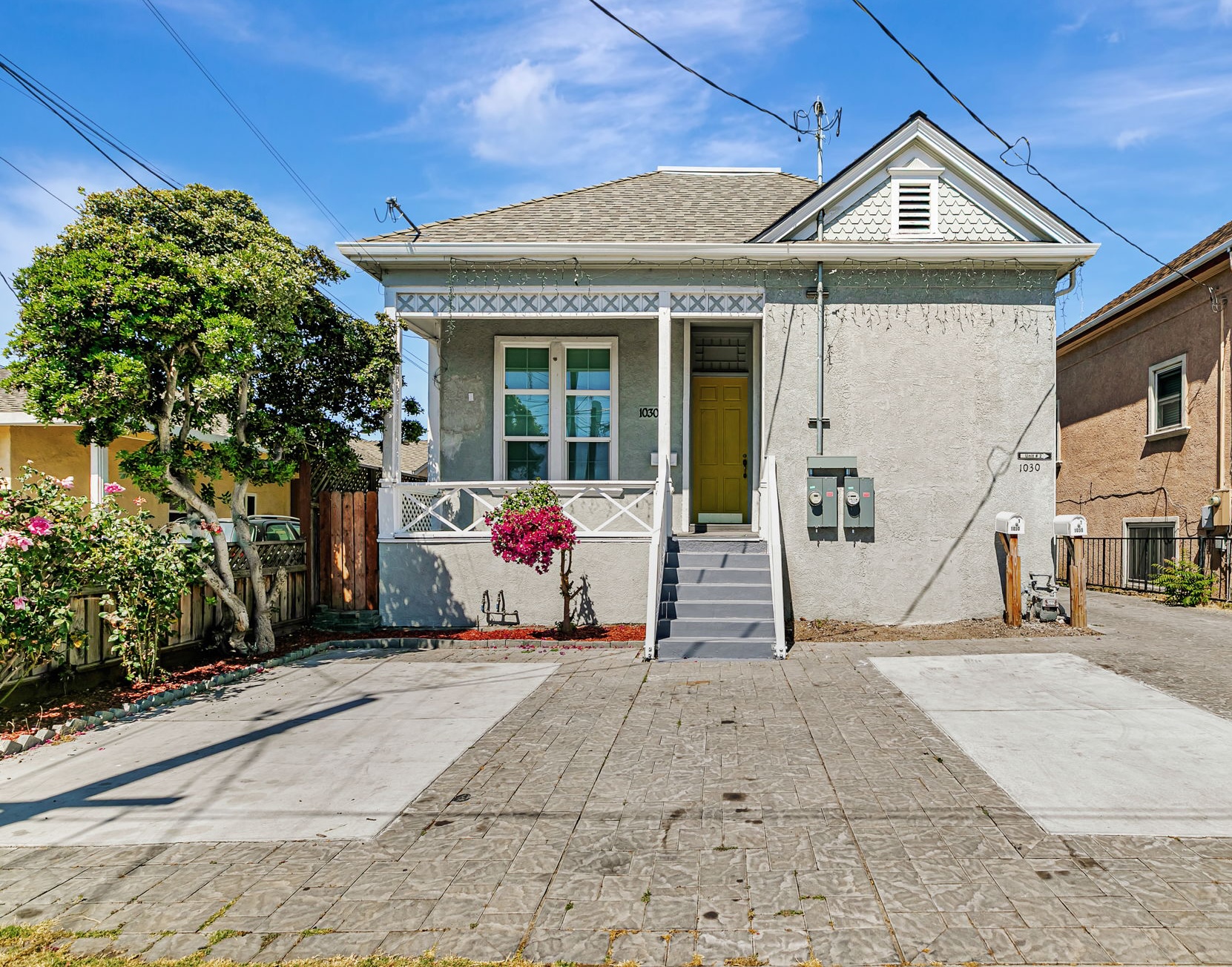 1030 Vine Street